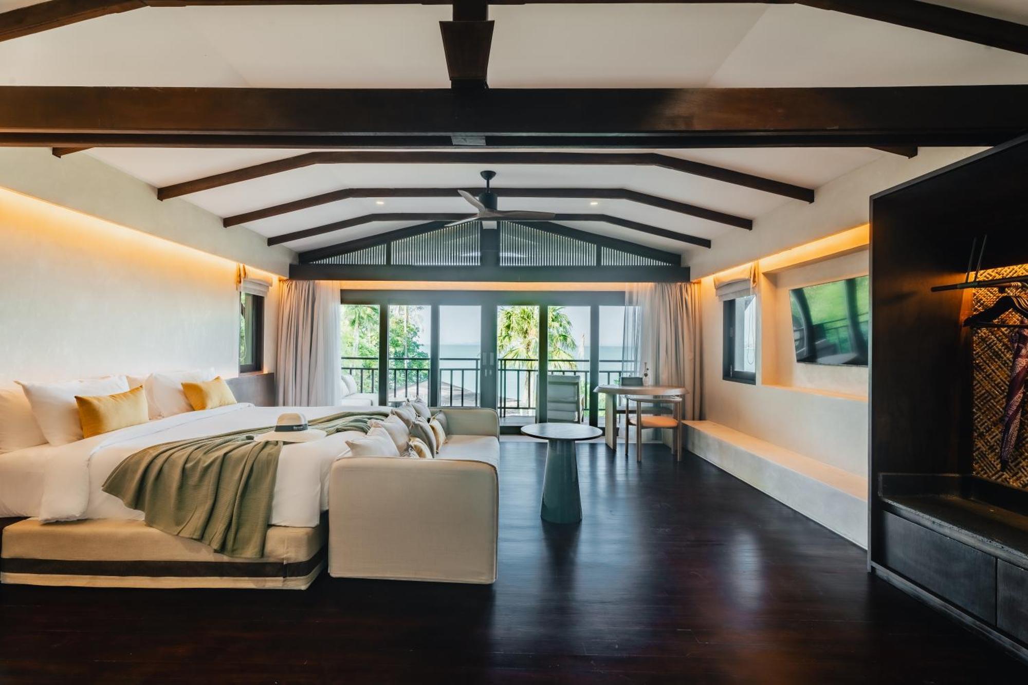 Hotel Barcelo Coconut Island, Phuket Esterno foto Deluxe Ocean View