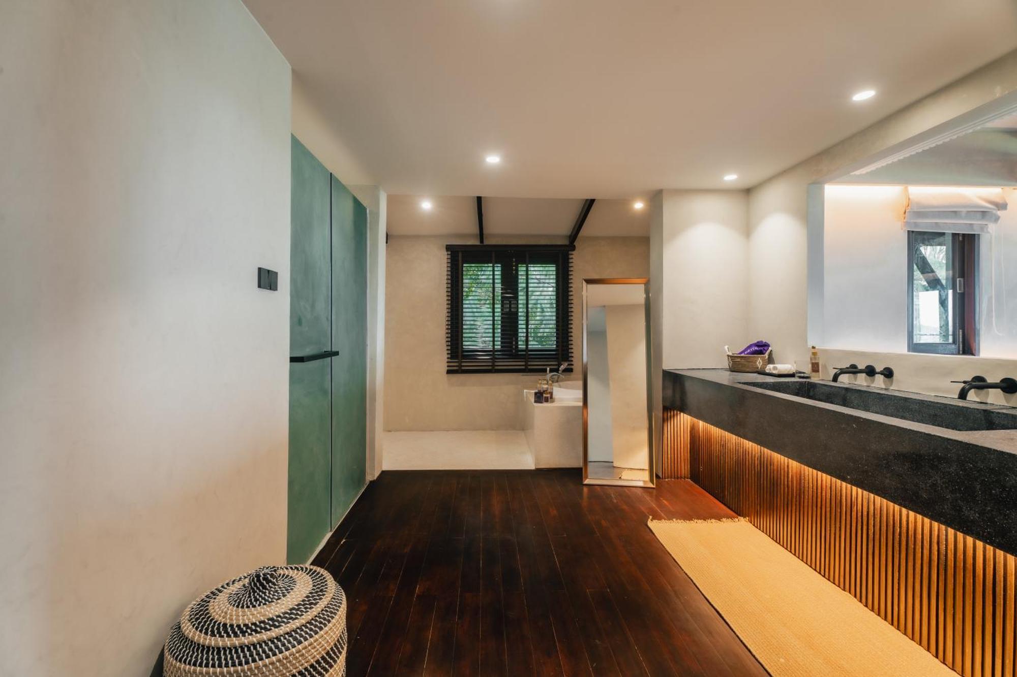 Hotel Barcelo Coconut Island, Phuket Esterno foto The kitchen